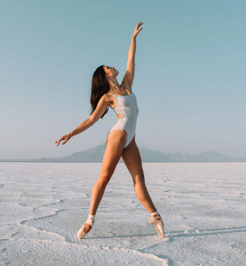 Aesthetic Dancing Girl